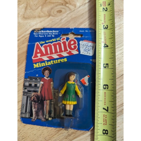 1982 The world of Annie miniatures movie figure sealed org packaging 9032 Annie - Picture 10 of 10
